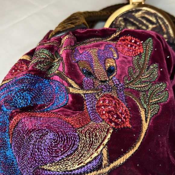 Fendi Squirrel Embellished Velvet Spy bag - Picture 13 of 15